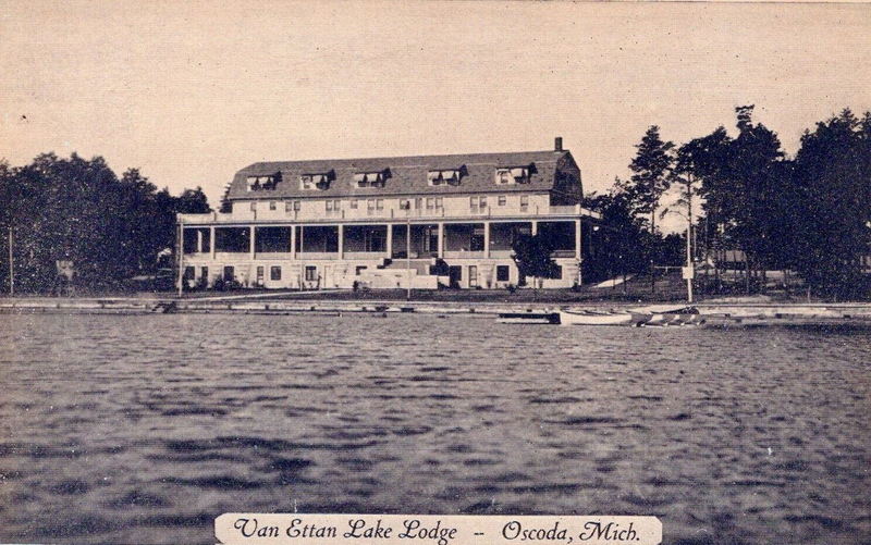 Van Ettan Lake Lodge (Van Etten Lake Lodge)